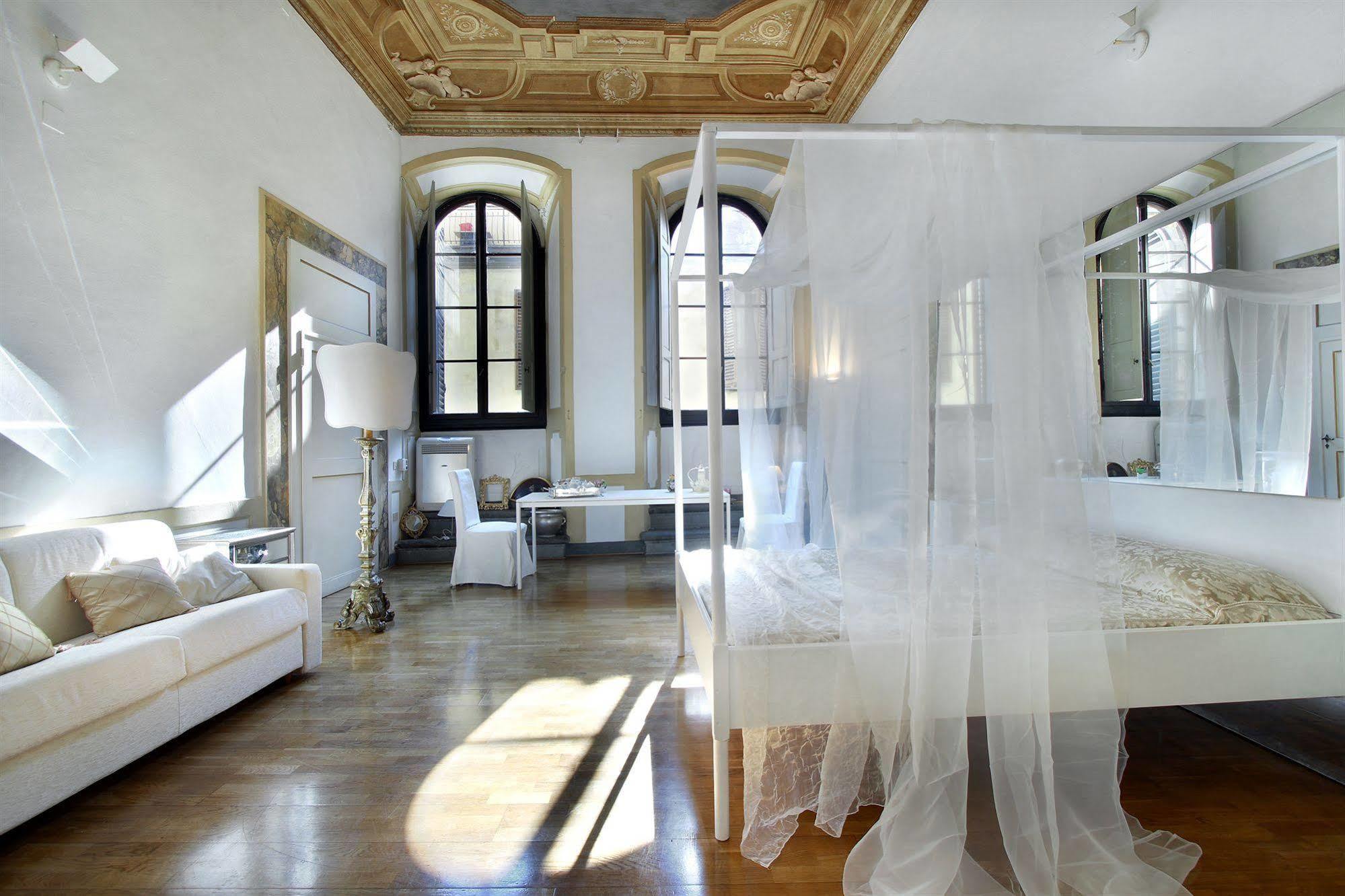 Palazzo Tolomei - Residenza D'Epoca Florence Exterior photo
